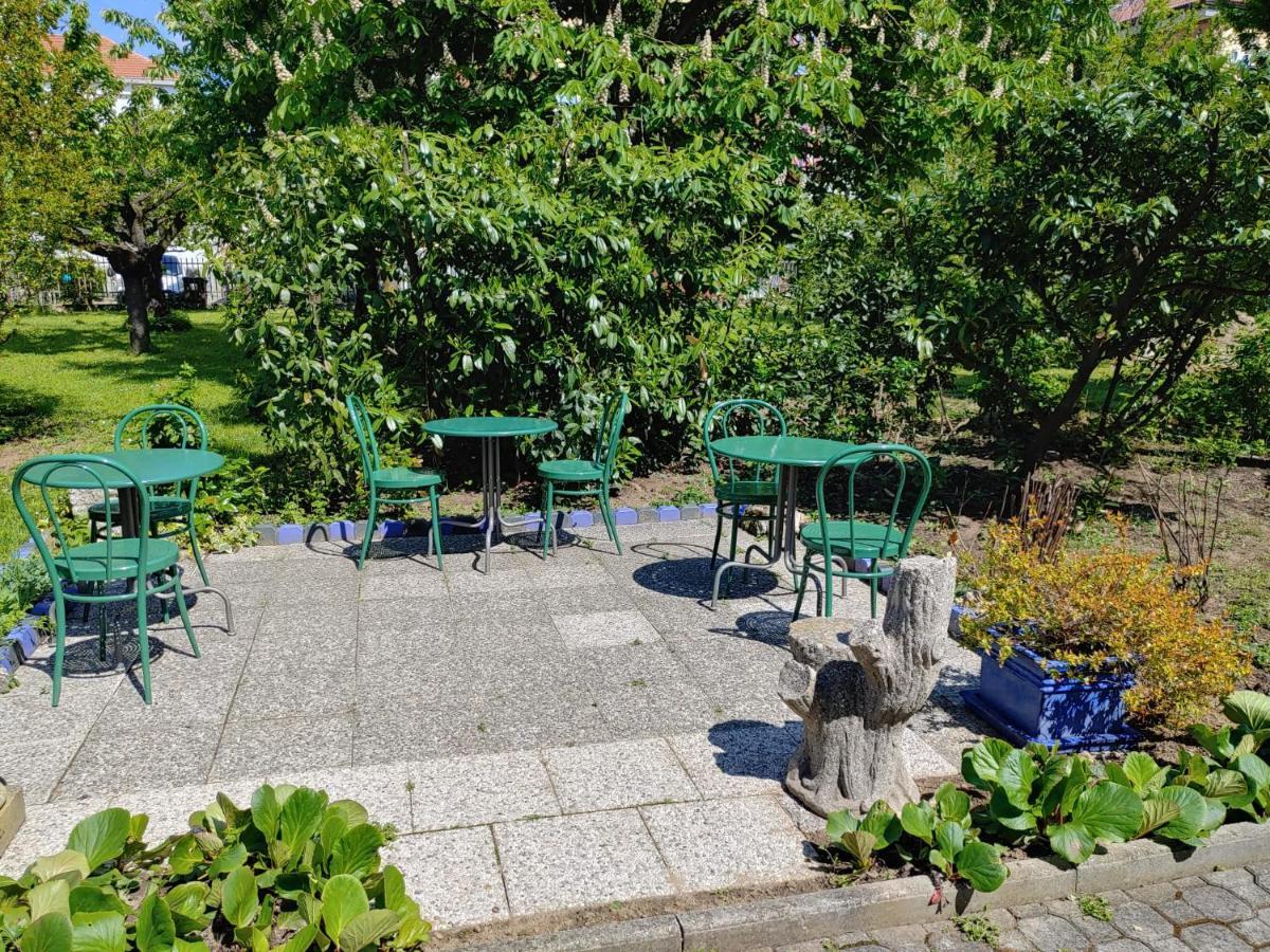 B&B Villa Ferrari Asti Exteriör bild