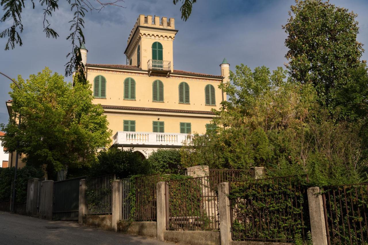 B&B Villa Ferrari Asti Exteriör bild