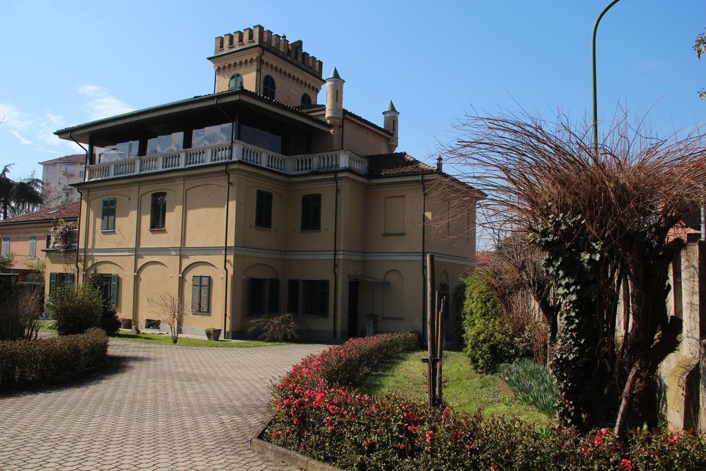 B&B Villa Ferrari Asti Exteriör bild